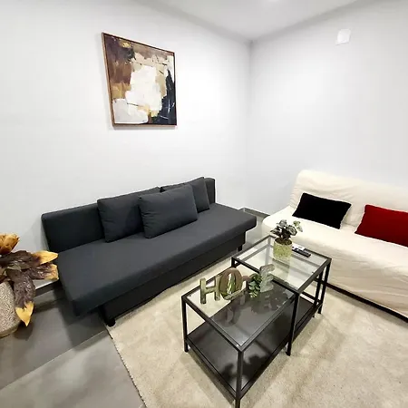 Flat With Garden Apartamento