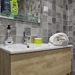 Апартаменты Flat With Garden *
