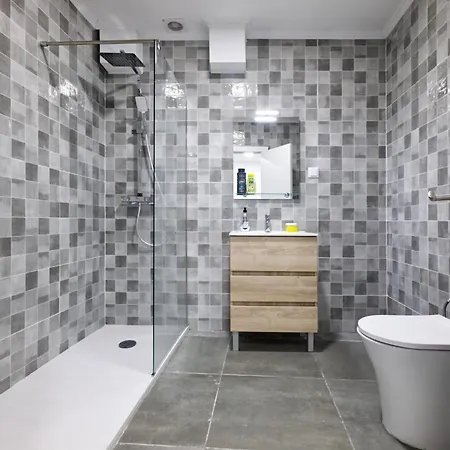 Апартаменты Flat With Garden Лиссабон