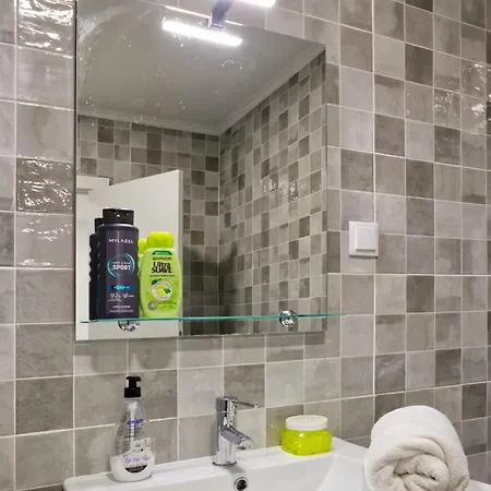 Apartament Flat With Garden