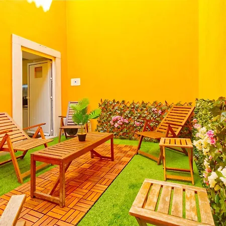Flat With Garden