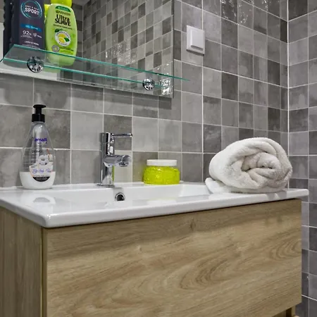 Lejlighed Flat With Garden *